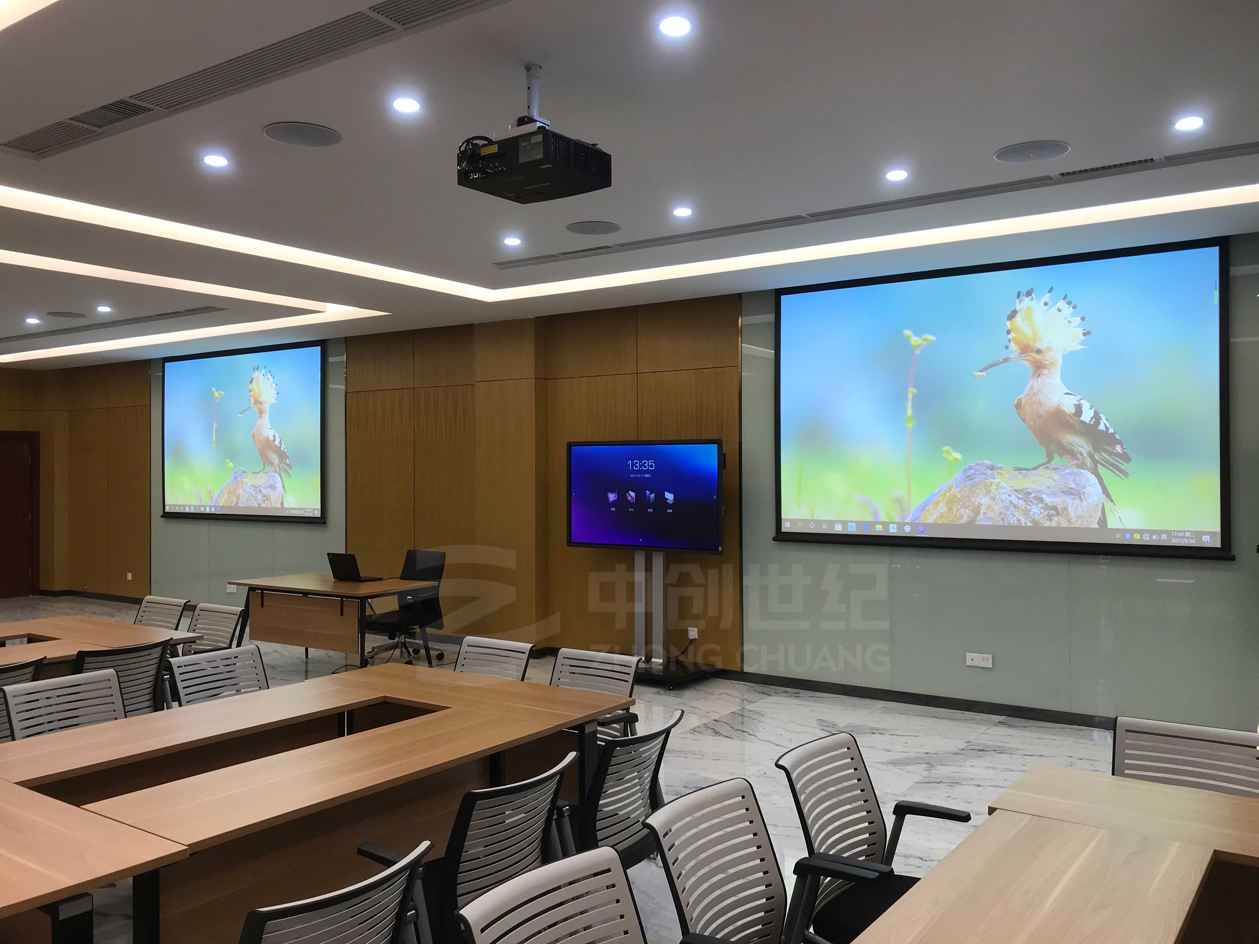 深圳市龍崗區(qū)深高速五聯(lián)綜合服務樓培訓室照片2.jpg 深圳市龍崗區(qū)深高速五聯(lián)綜合服務樓培訓室照片2.jpg