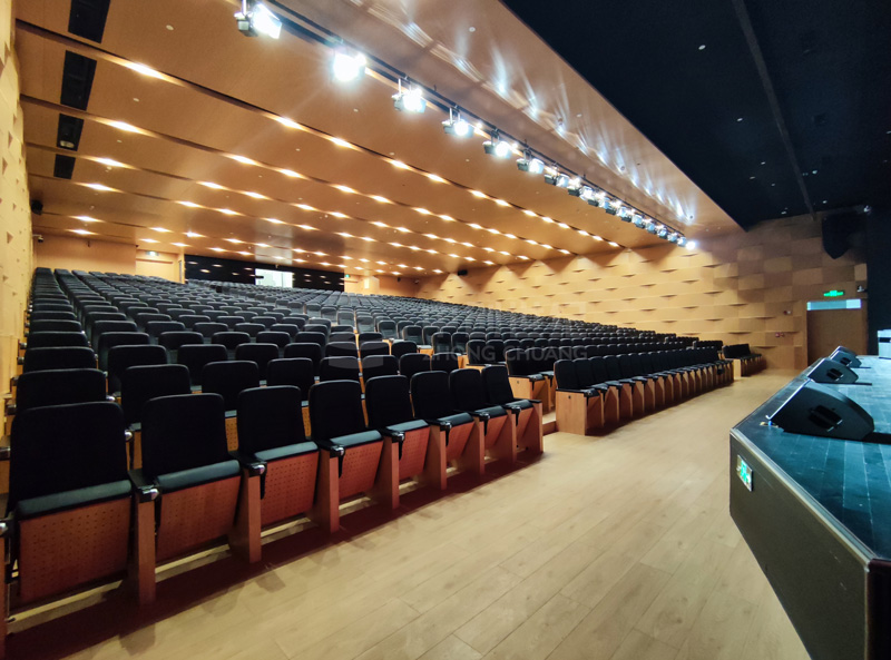 多功能廳-后場(chǎng).jpg 多功能廳-后場(chǎng).jpg